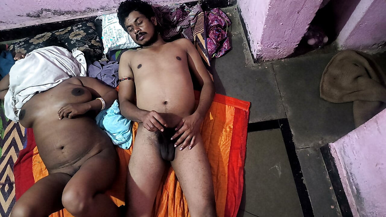 Baap ne sauteli beti ko jabbardasti chod diya