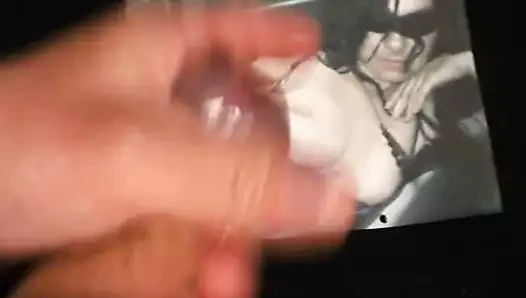 Evelynbella için anma videosu