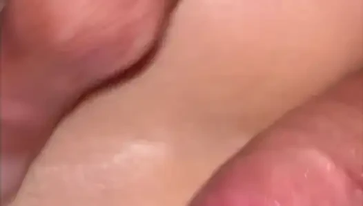 Seks anal brutal untuk ibu tiri muda ini