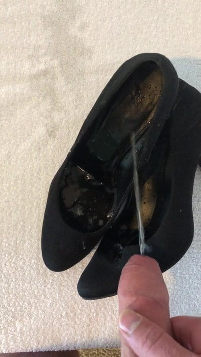 ハイヒールおしっこをするおしっこ
