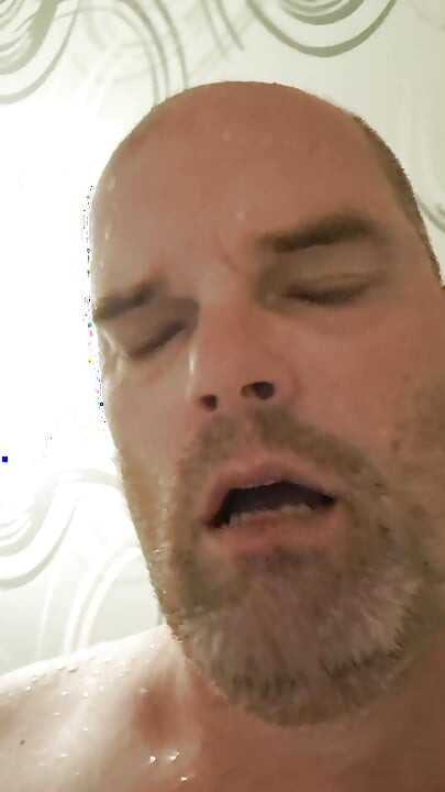 Sluts Shower and Sucking Games