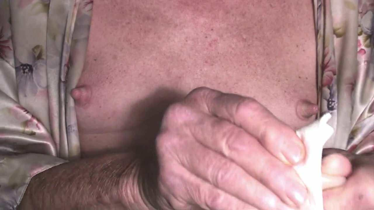 How Stephanie Milks Her Nipples
