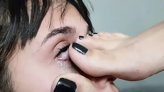 Üst düzey kız Bruna tarafından ayak hakimiyeti