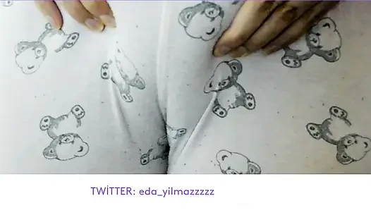 CAMELTOE- SWOLLEN PUSSY- MASTURBATE WITH PAJAMAS