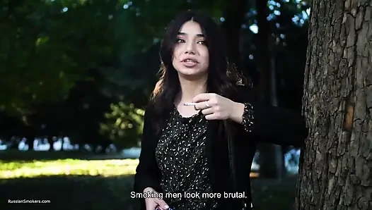 Sesi wawancara bareng zarina yang berujung smoking interview