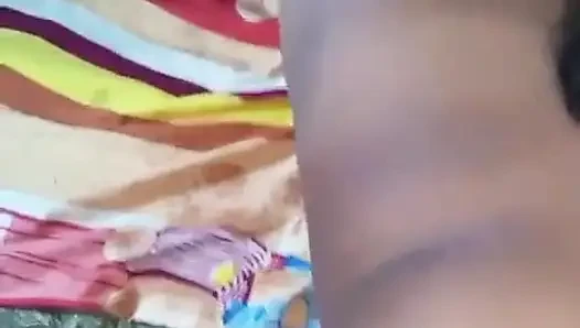 Vajinamı ve popomu kınla süsledim, sonra erkek arkadaşım tarafından seviştim