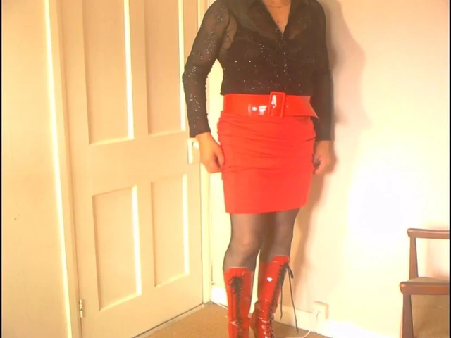 Dee in Red Boots