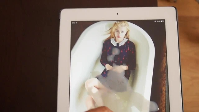 Cum on Chloe Moretz - september 2015
