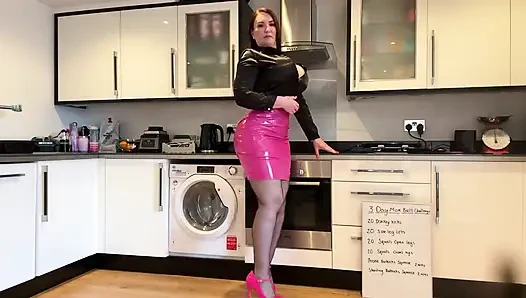 3 Day Mom Butt Challenge Squeeze the Cum Out of Your Cock
