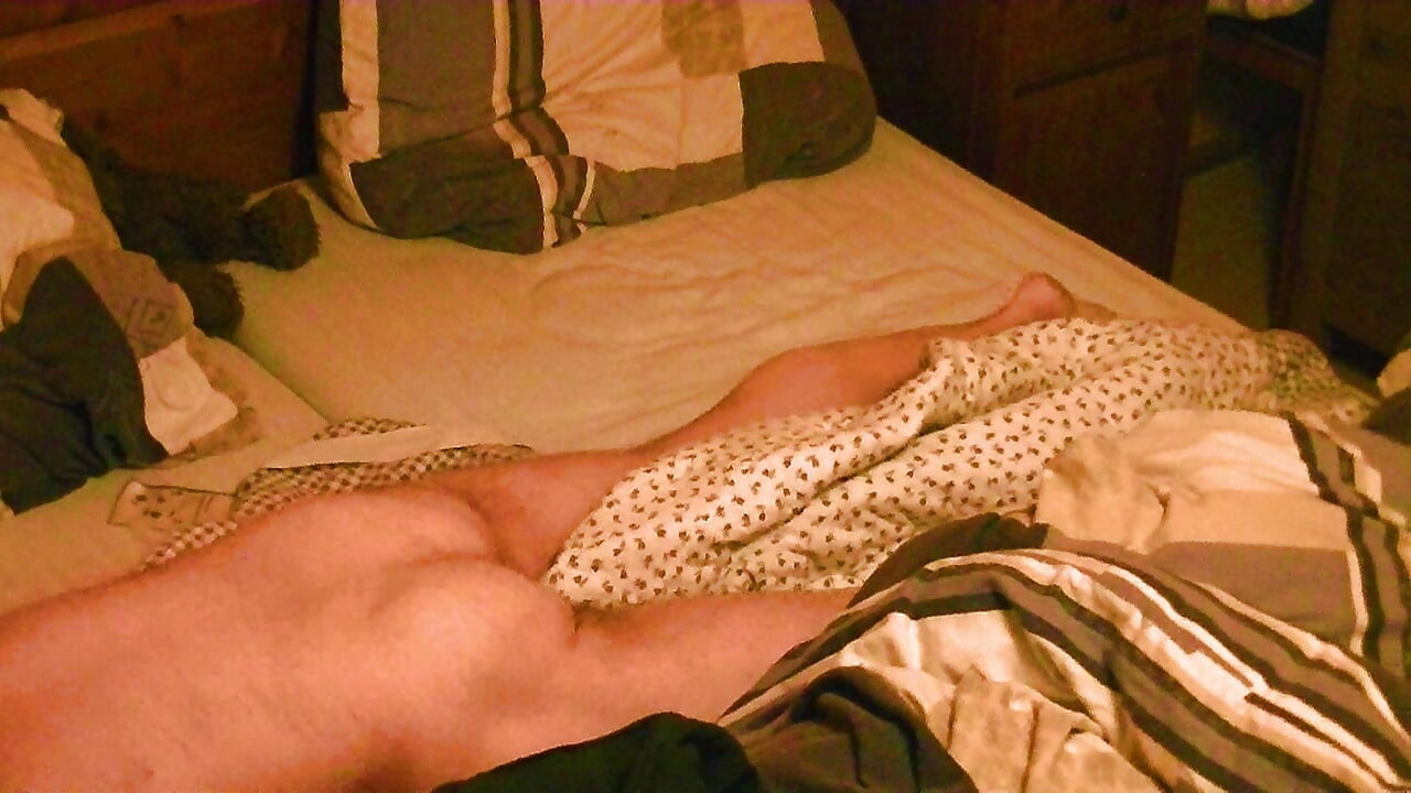 Nackte Bett Hump Masturbation