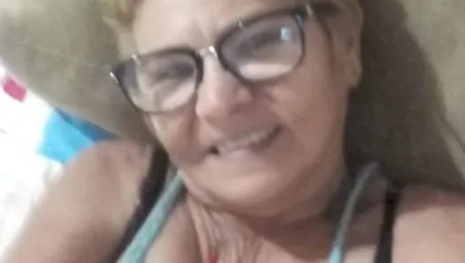 75 year old lady Olys likes to fuck and feel the cock inside her