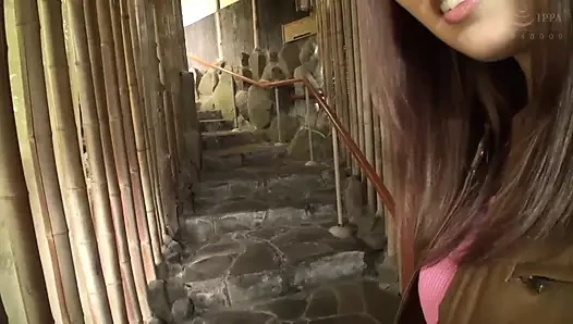 Selfie post by video distributor "Seira" - trip to check out different hot springs