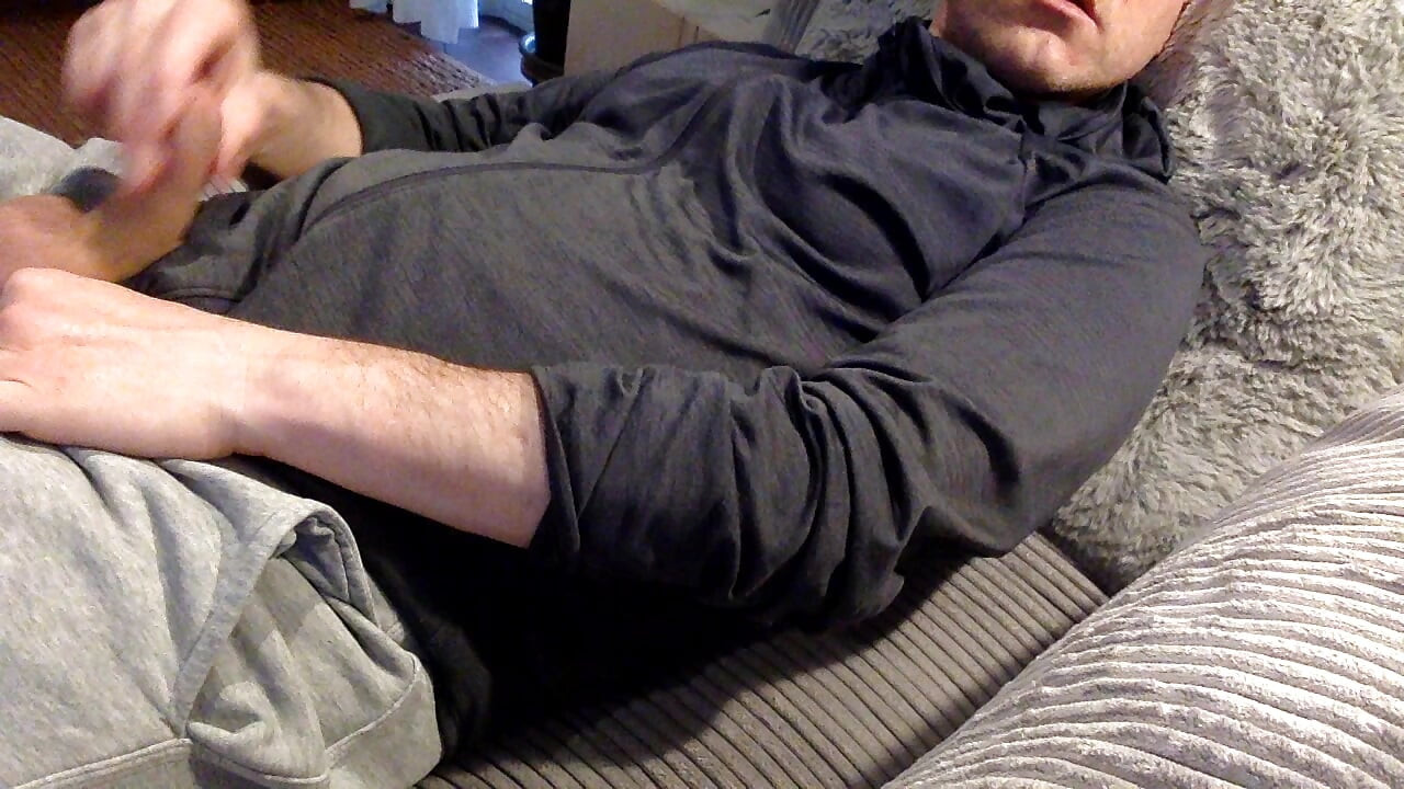 漂亮的手淫与精液