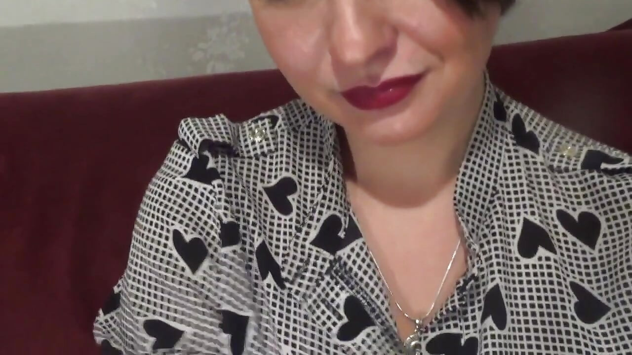 The boobed secretary, part 1 ( on Russian language!!!)