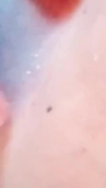 Der vollbusige pornostar wird von einem riesigen weißen schwanz gefüllt... | Clip 3