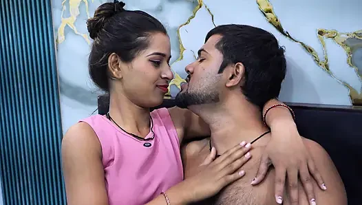 Indian pati ne job se akar apni patni ko chudayi ke maje karaye, Indian bhabhi ki chudayi