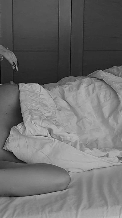 Wife Suddenly Felt His Tongue Between Her Legs in the Middle of the Night