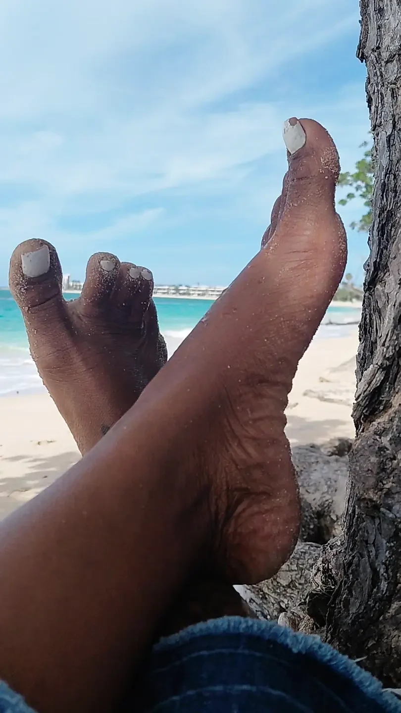 Salty Sandy Feet n Soles