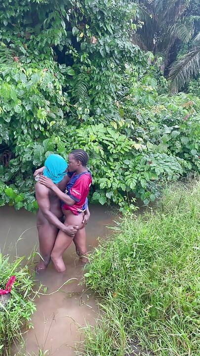 Bro sex inside river