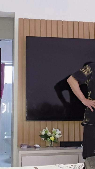 Hot Wife Seduces Delivery Guy While Husband Watches Everything | Clip 1