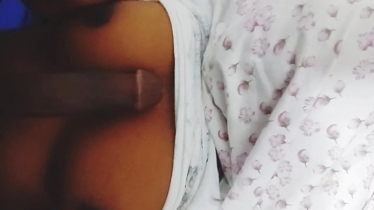 Ela sentou por cima e ditou o ritmo até eu ficar completamente exausto