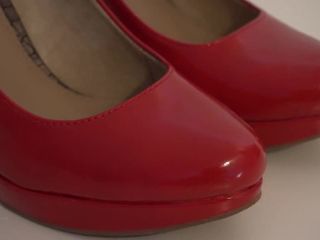 Die Schuhe meiner Schwester: rote High Heels i 4k