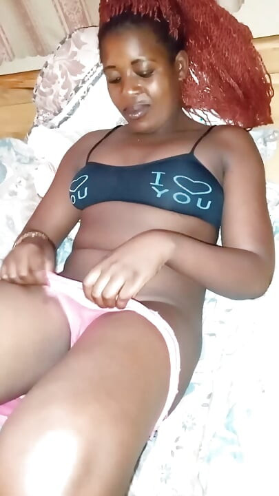 Batang hitam gergasi saya sangat lapar serta pepek gemuknya