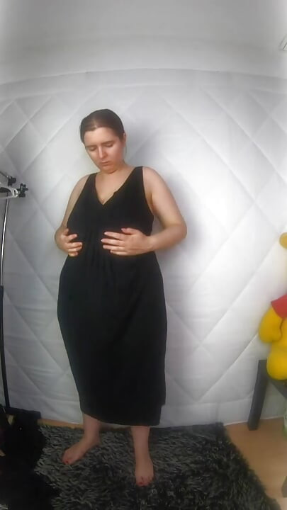 Δοκιμάζοντας φορέματα χωρίς λογοκρισία