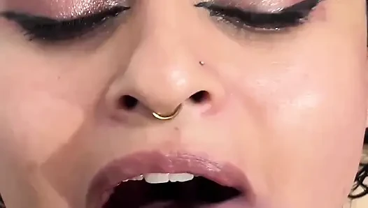 I Smash the Tight Pussy of the Slutty Maid and Forget I Have a Wife / Ends up Cumming on Her Face