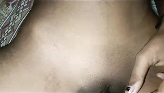 Desi Bhabhi ke Sath mje kiye