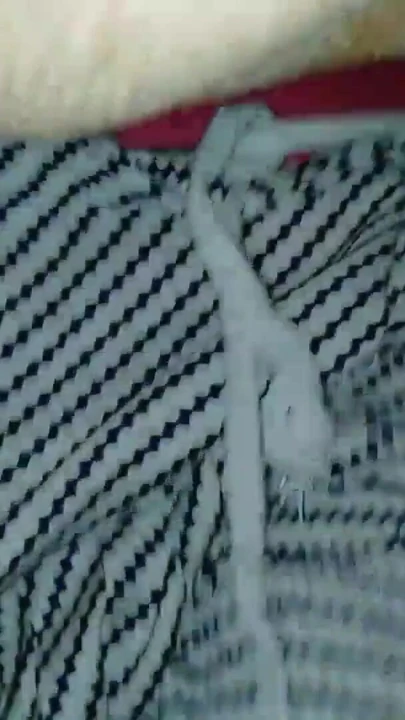 继母在腿部按摩后做爱 | 短片 1