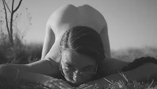 Prostrated Creature shows her devotion