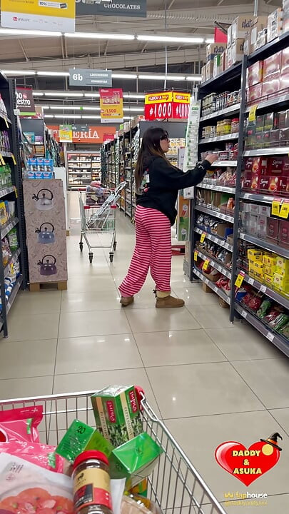 Yeni Bir Kıyafet, Bir Bakkal Işletmesi... Sonra Evde Ateşli Bir Şey
