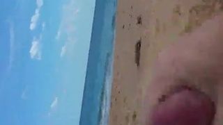 Szarpanie i wysadzanie mojego ładunku na plaży