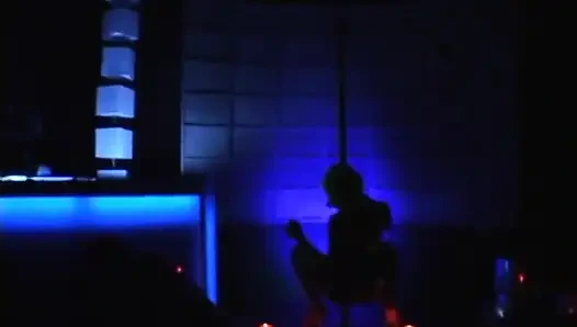 Stunning ebony model with yellow hair gets giand dick inside her holes during the party