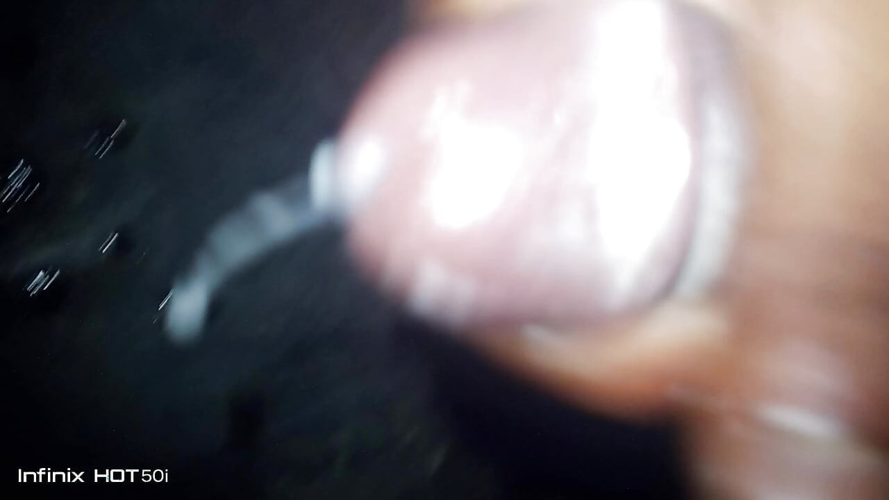 Step Mom helping her Step Son cum quickly on her round ass while watching the World Cup