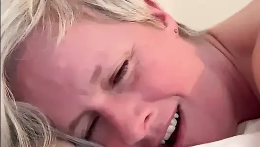 Horny MILF Can't Resist A Good Fucking