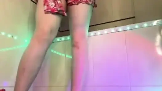 Nahaufnahme beim ficken im badezimmer