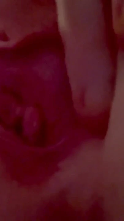 Finger me | Clip 1