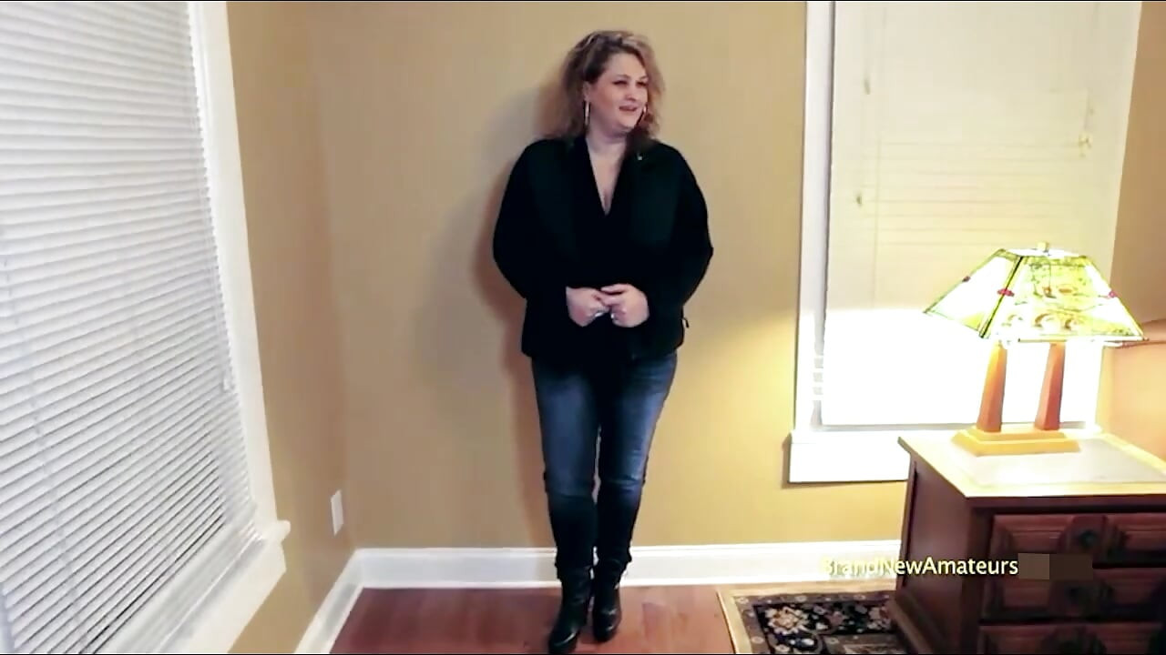 Laura Voluptuous Blonde MILF Messy Deepthroat Greedy Swallow!