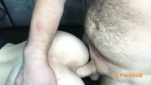 So eine heiße MILF mit einem erstaunlichen arschI brachte sie nach dem matching auf Tinder nach hause!