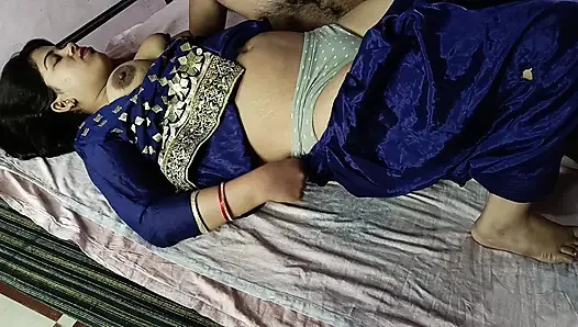 Gehorsame sexsklavin wird mit handschellen gefesselt und schwer bestraft vor schmerzen und ich liebe es, HINDI AUDIO
