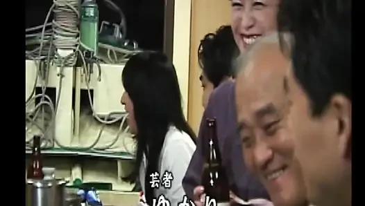 P128G01 A Showa-era erotic drama where men and women, and women intertwine, unfold on Tokyo's yakatabune (houseboats)!　