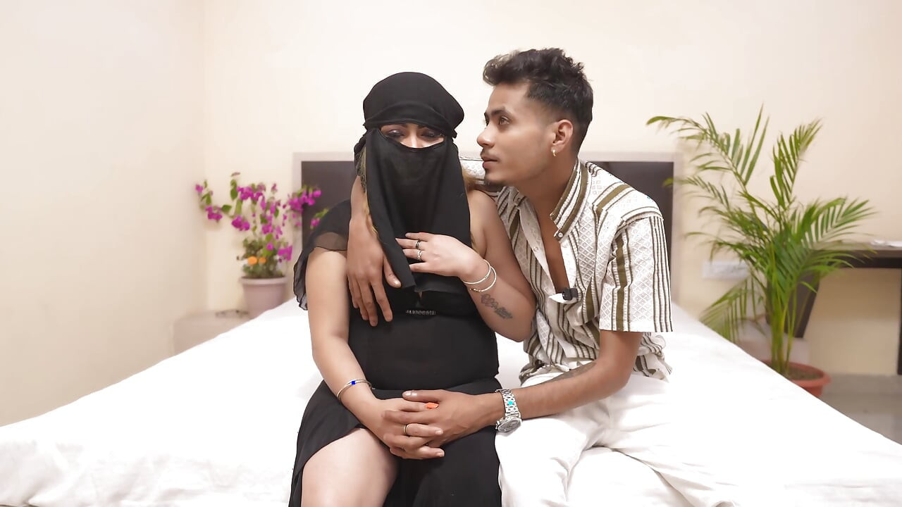 Secret Fucking in the Hotel Room Girlfriend and Boyfriend.