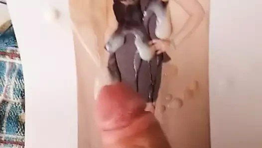 Vicky boşalıyor