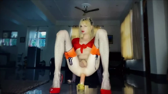 Sissy Trans Slut Jumping on Fat Dildo, Hard Anal Trainning!!!