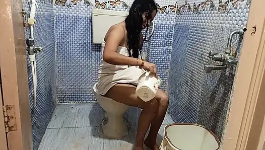 Big Ass Telugu Hyderabadi Indian Wife in Shower
