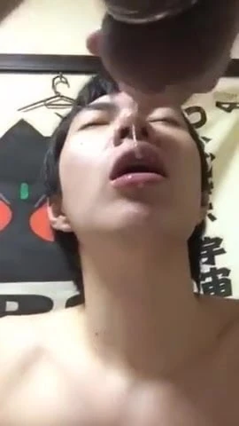 Amateur Asian Twink Facial
