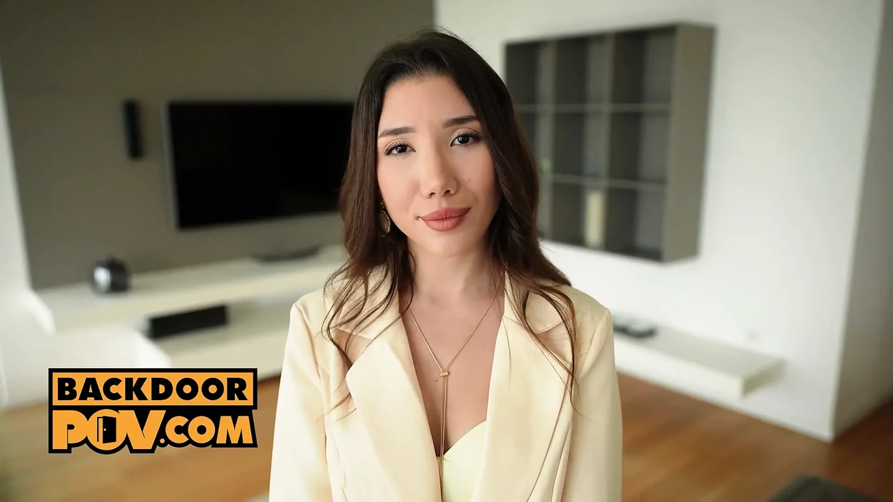 Property Pleasure With Lovely Brunette Layla Scarlett