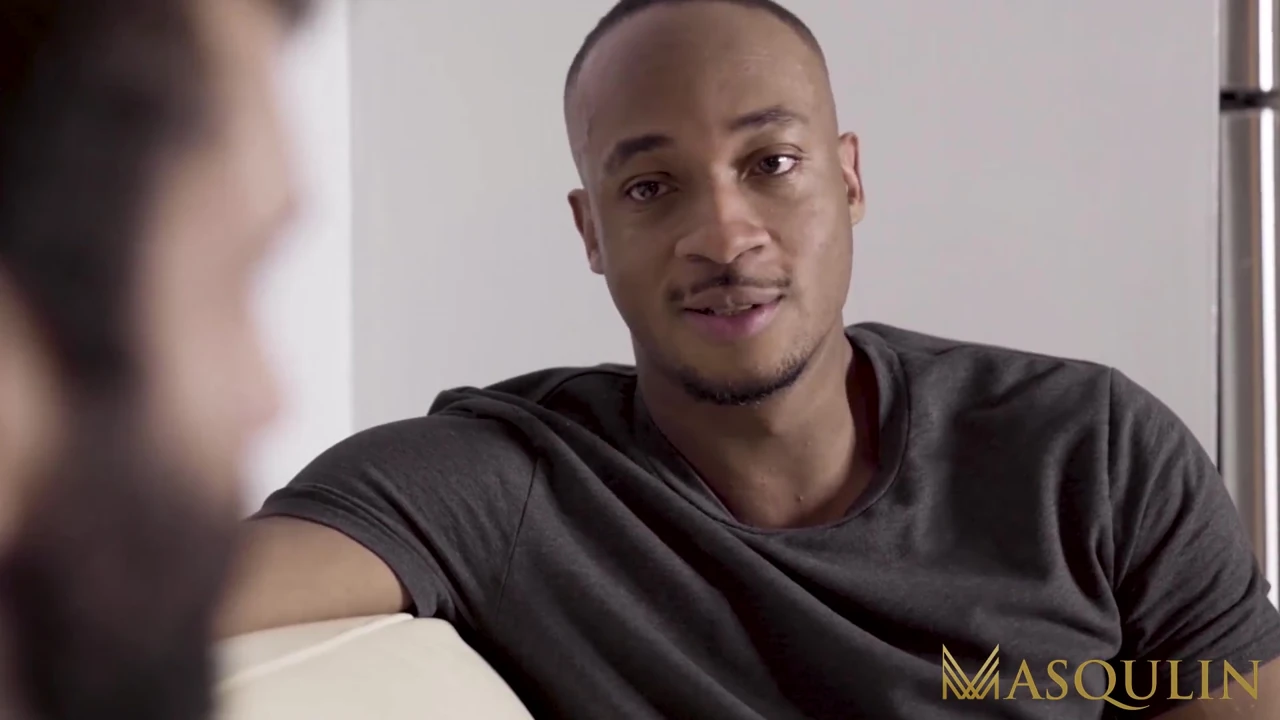MASQULIN – Tattooed Markus Cage barebacked by hung black gay